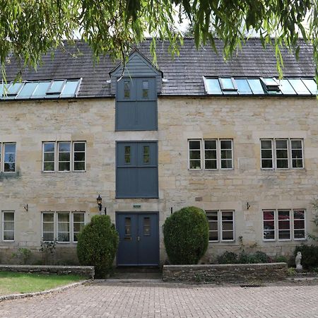 Flat 1 - The Old Mill - Bowbridge Lock - Stroud Apartment Stroud  Bagian luar foto